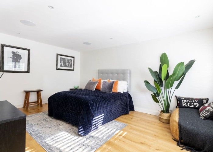 41. Bedroom (Double)