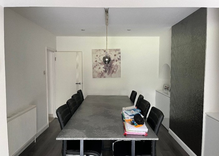 5. Kitchen With Table