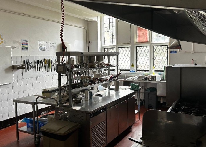 37. Kitchen (Commercial)