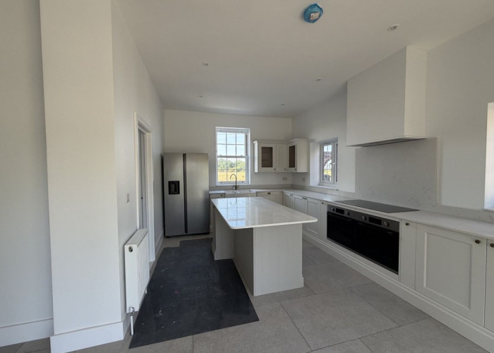 3. Kitchen, Kitchen (With Island)
