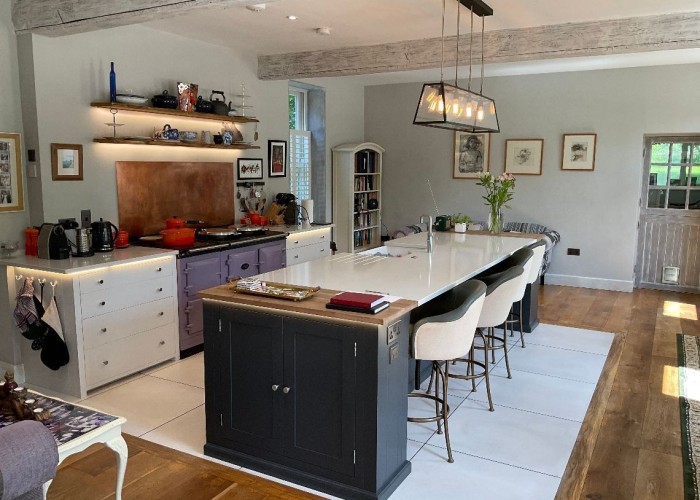 7. Kitchen (With Island), Kitchen (Coloured units), Kitchen (Modern), Kitchen (Gas Hob)