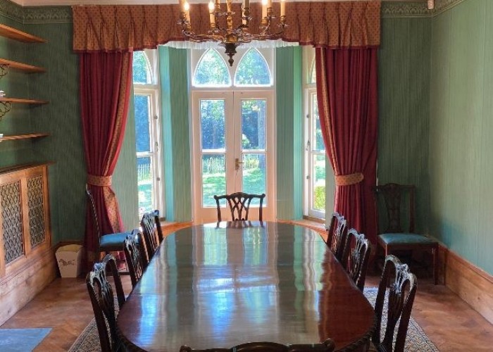 9. Diningroom