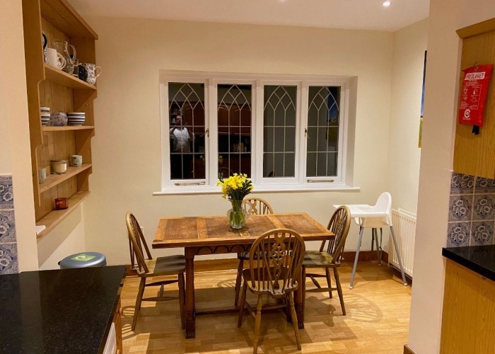 8. Kitchen With Table