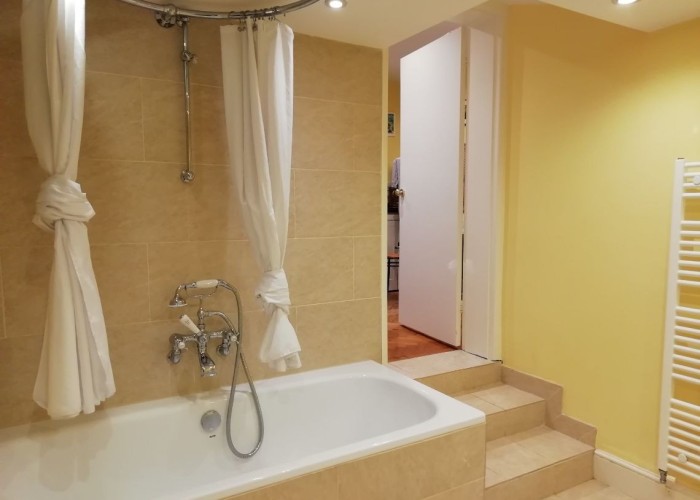 17. Bathroom
