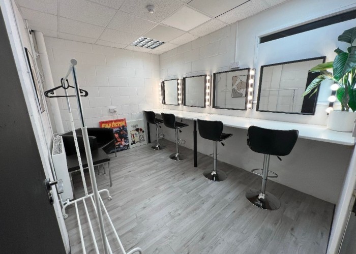 6. Makeup Room