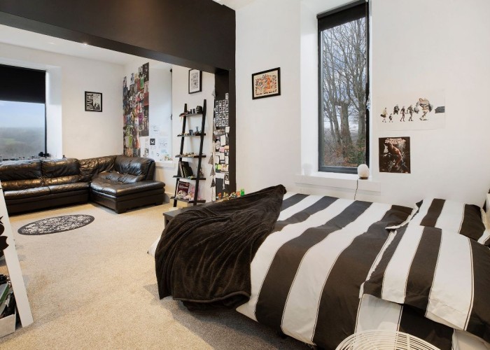 32. Bedroom (Double)