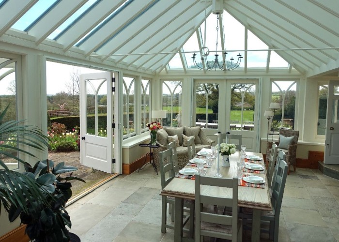 13. Diningroom, Conservatory
