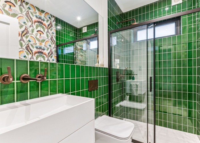 20. Bathroom, Colourful