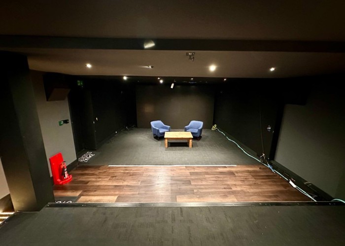 3. Studio, Coronavirus-Friendly