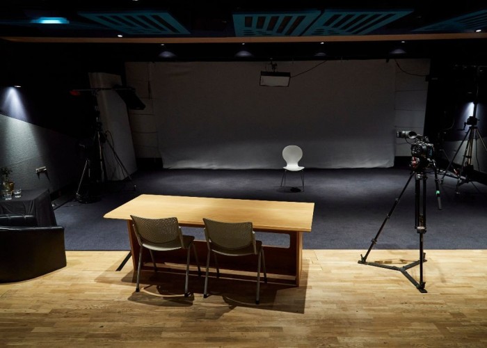 5. Studio