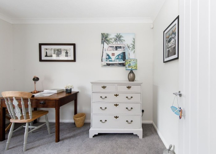 16. Home Office / Study