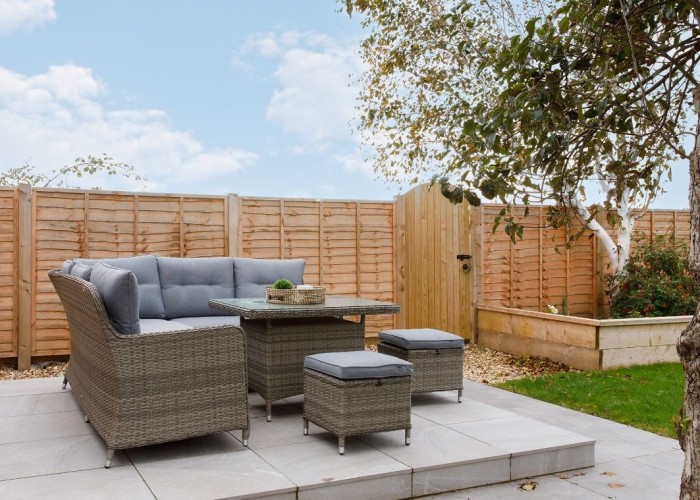 41. Patio / Veranda