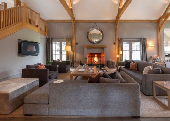 9. Livingroom, Fireplace