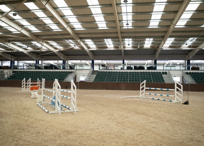 16. Arena