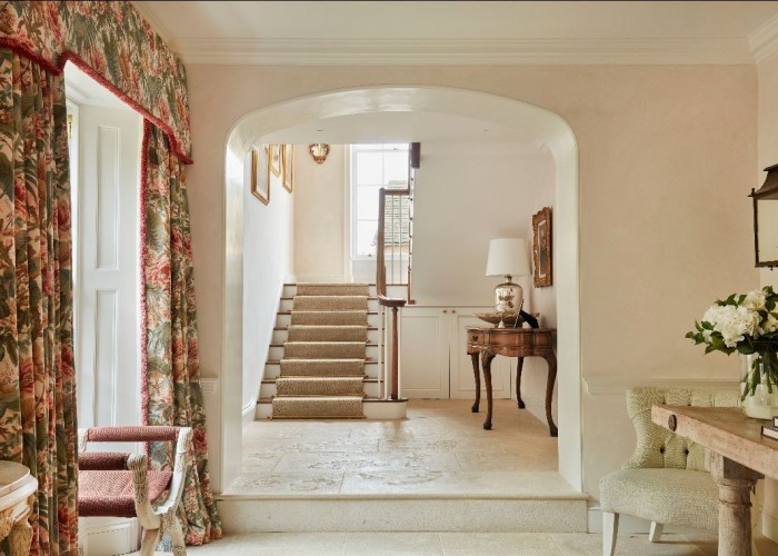 15. Stairway / Staircase