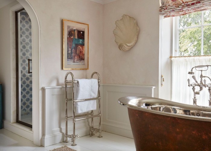 30. Bathroom (Large), Bathroom (Roll Top), Bathroom (Shower and bath), Bathroom (Copper Bath)