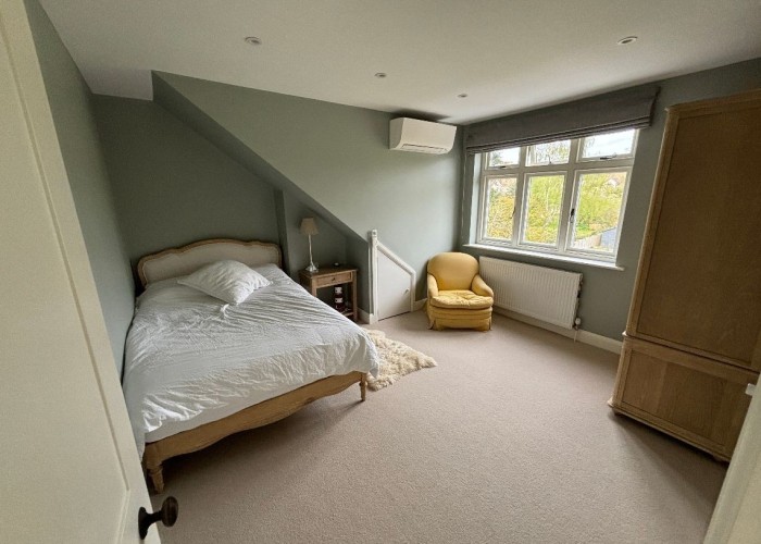 15. Bedroom (Double)