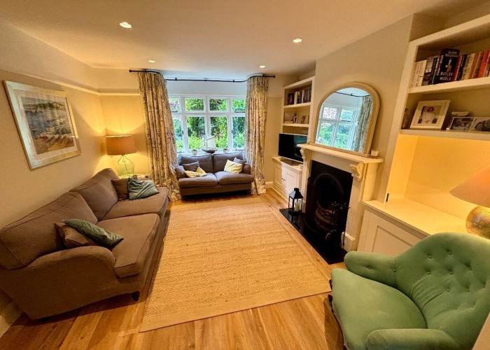 10. Livingroom, Fireplace