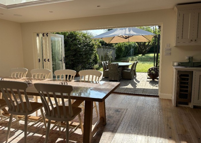 7. Diningroom, Bi-Fold Doors