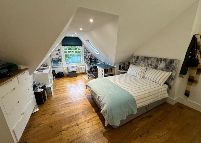 15. Bedroom (Double)