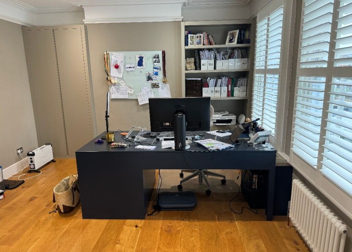 25. Home Office / Study