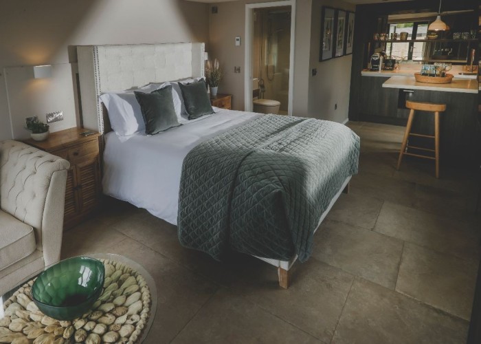 9. Bedroom (Double)