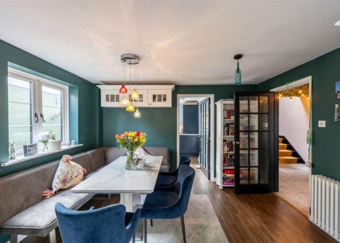 8. Diningroom