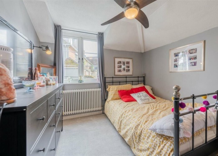 18. Bedroom (Double)