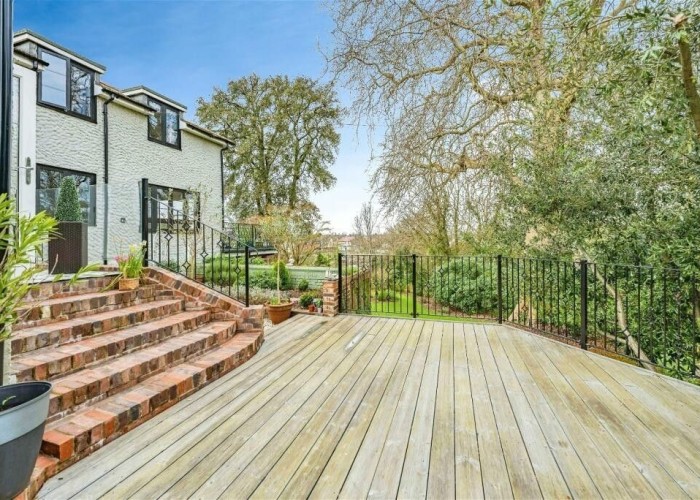 24. Decking