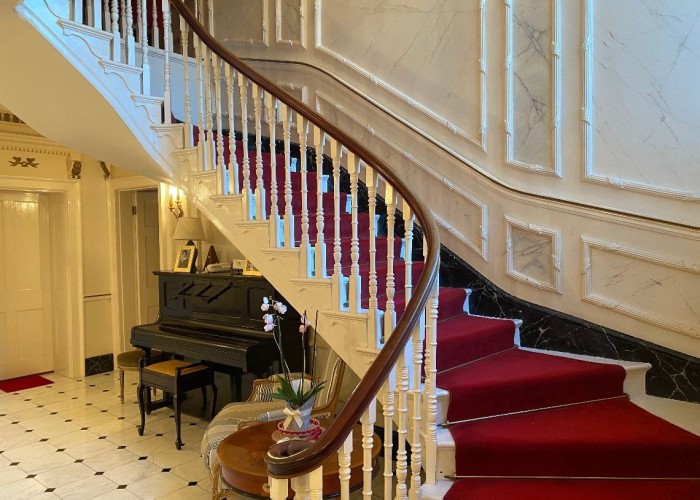15. Staircase (Sweeping)