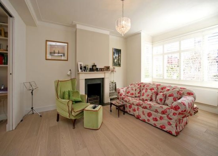 4. Livingroom