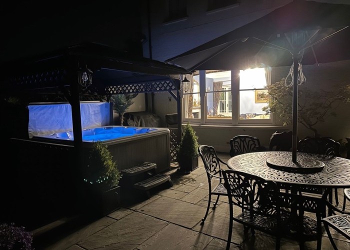 43. Hot Tub/Jacuzzi