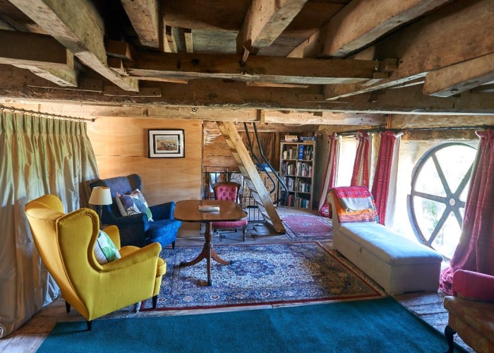 5. Livingroom