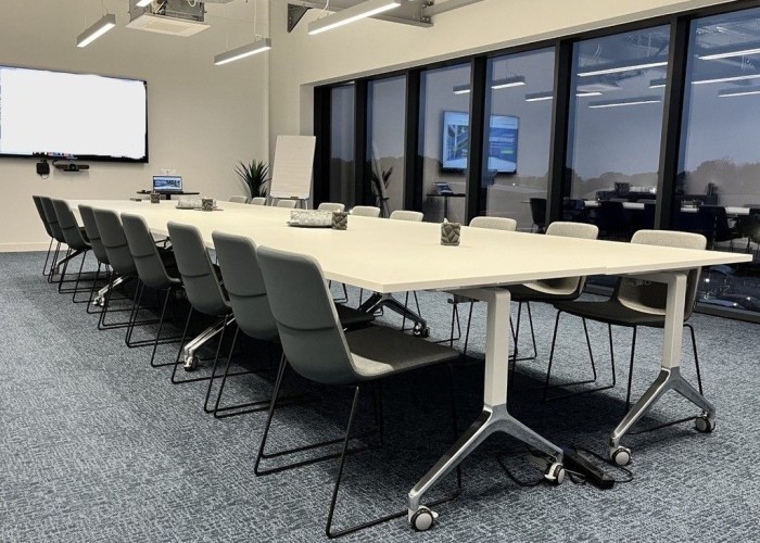 4. Office, Meeting Room
