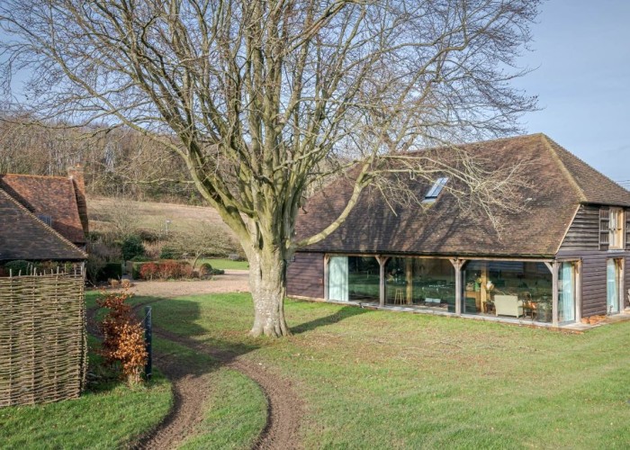 21. Barn