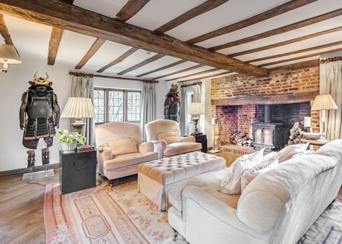 30. Livingroom, Fireplace