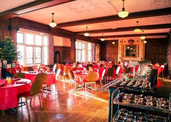 14. Diningroom