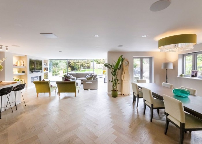 5. Kitchen With Table