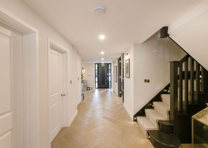 14. Stairway / Staircase, Hallway