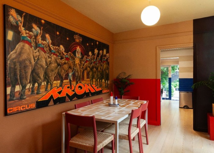 9. Diningroom