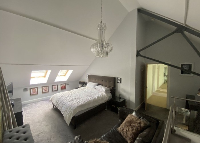 14. Bedroom (Double)