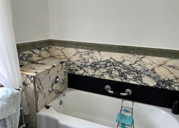 25. Bathroom