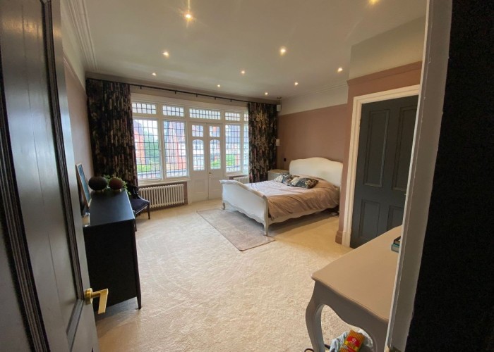 16. Bedroom (Double)
