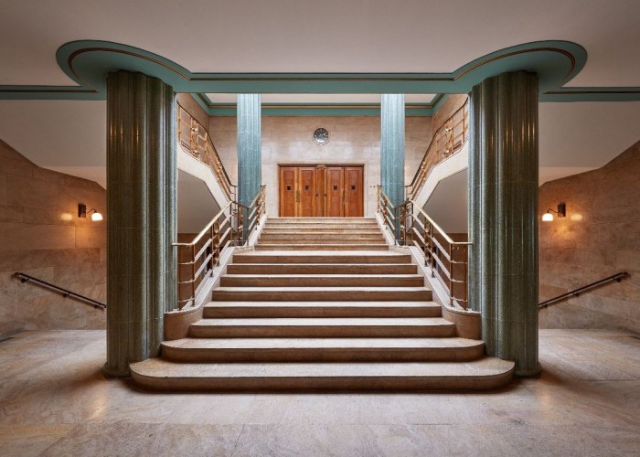 8. Staircase (Sweeping)
