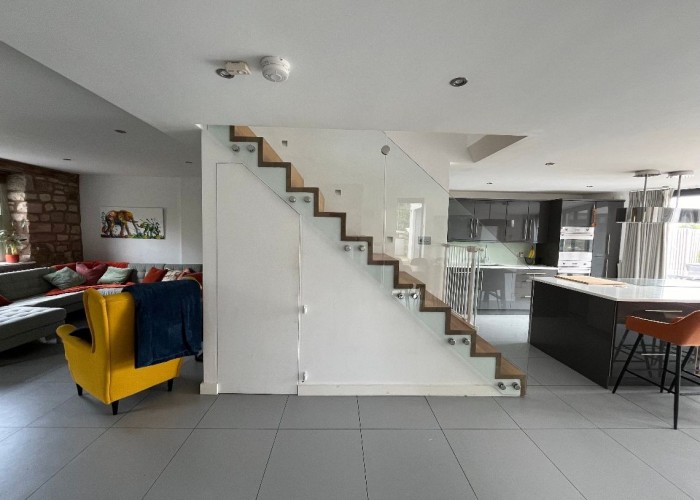 10. Stairway / Staircase