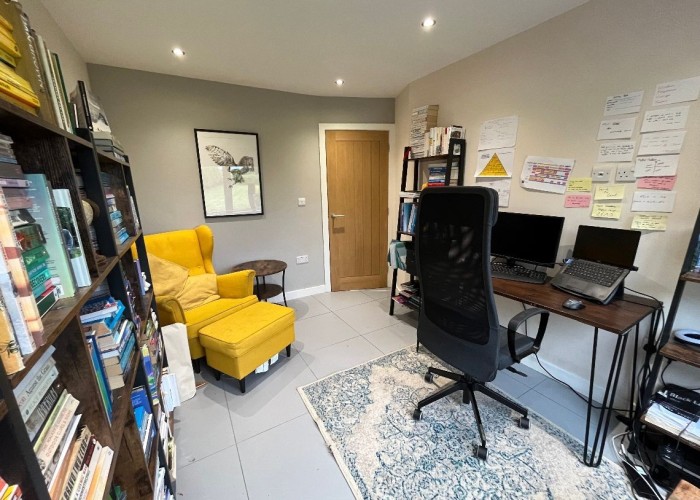 16. Home Office / Study