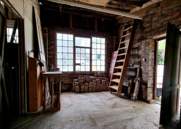 31. Outbuildings