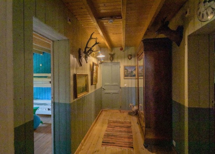 10. Hallway