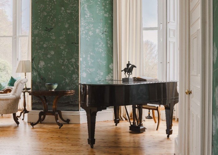 7. Piano