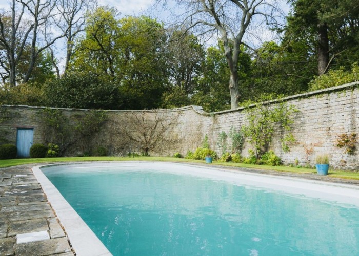 40. Swimming-pool